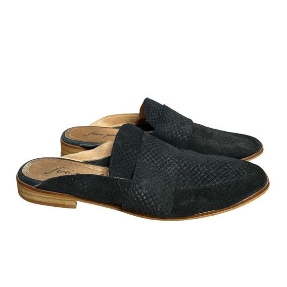 Free People At Ease Black Slip On Loafer Mule - Picture 1 of 4
